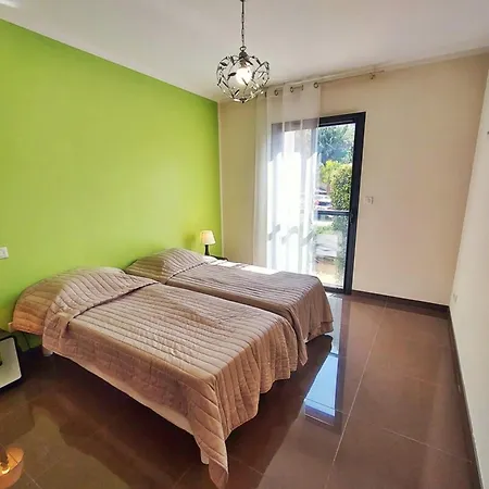 Stella - Agosta By Foot Terrace - By Tgb