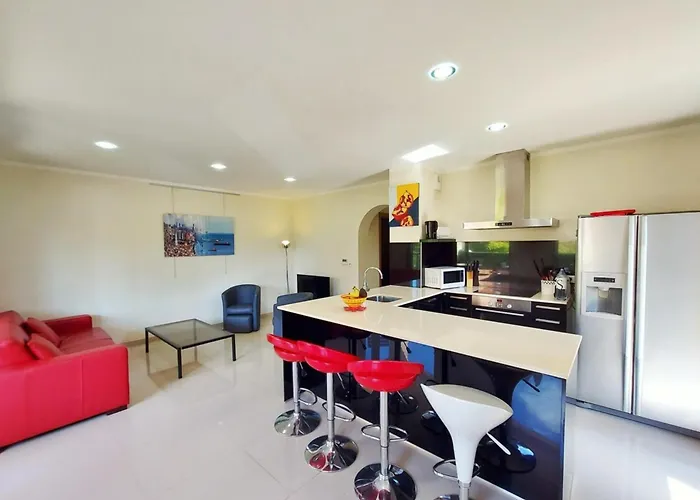 Stella - Agosta By Foot Terrace - By Tgb פורטיסיו